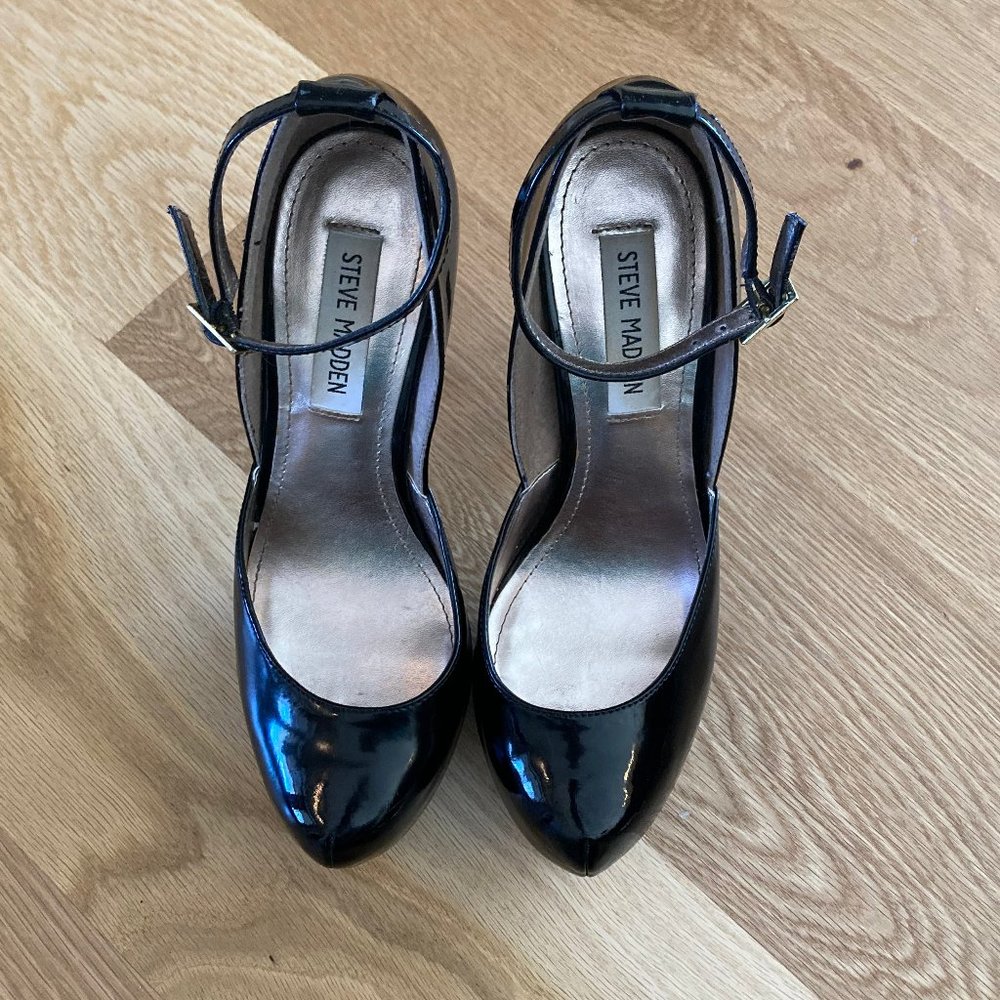 Steve Madden size 8 stilettos pump black ankle strap patent leather - Picture 4 of 8